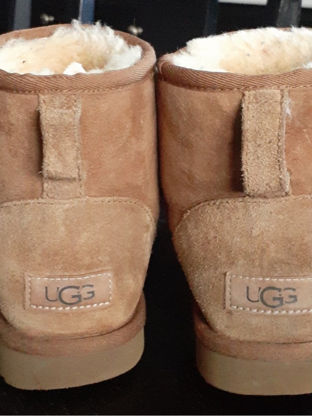 Reposhed: Womens UGG Classic Mini II Boot - Sand Size 8 - Picture 3 of 4